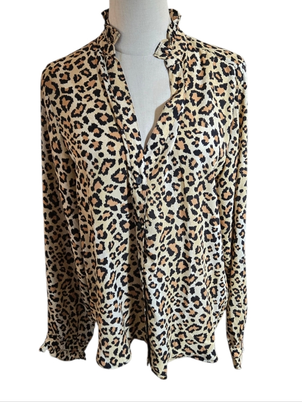 On 34tH Cheetah Animal Print Mob Wife Button Front Blouse Top